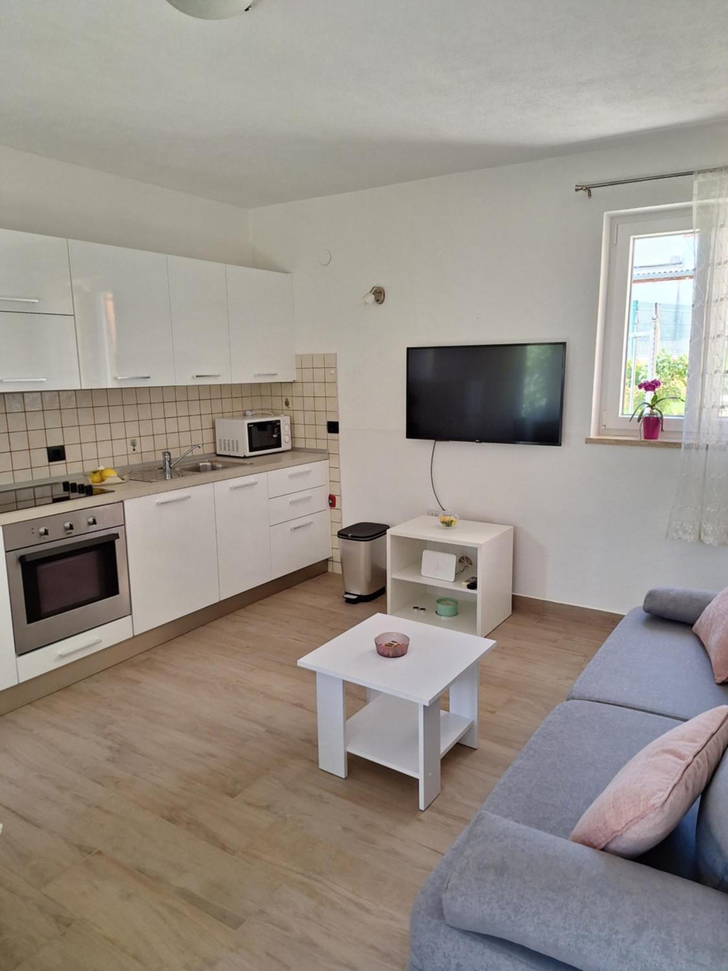 Apartment Olga Ровинь Экстерьер фото